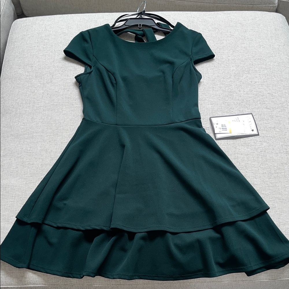 Elegant Dark Green Cap Sleeve Dress